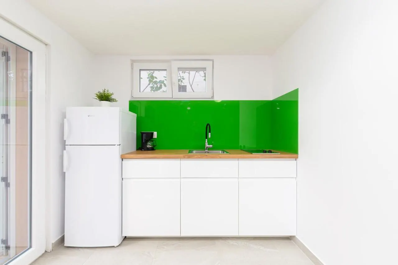 Studio Apartment Mali Medulin Croatia