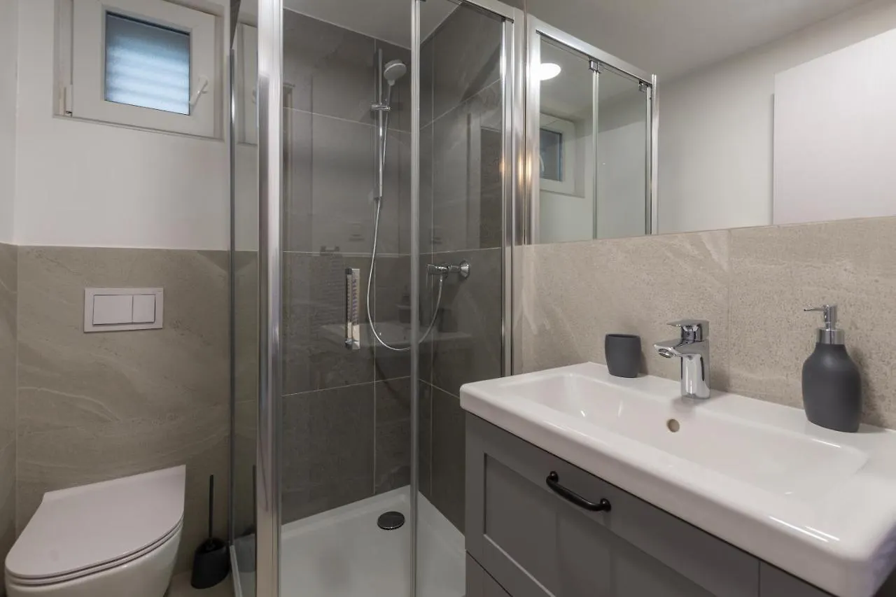 Studio Apartment Mali Medulin Croatia
